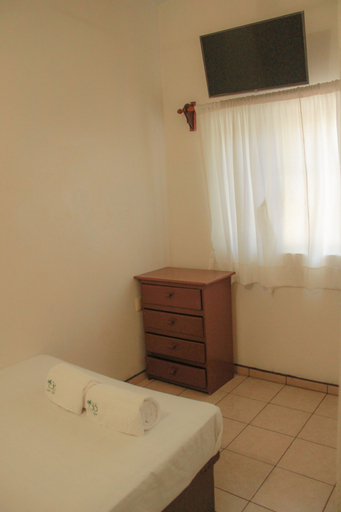 Bathroom 3, HOTEL OM DOWNTOWN, Dist. Pochutla