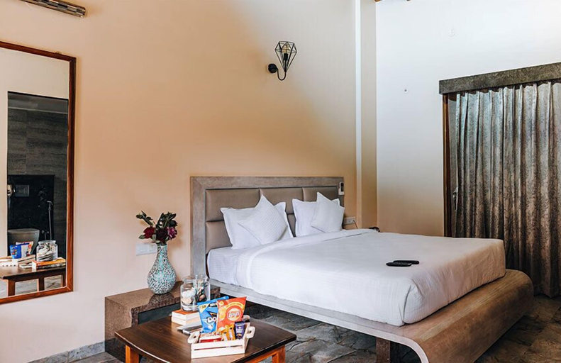 Bedroom 3, Freesia Resort by Express Inn, Nashik