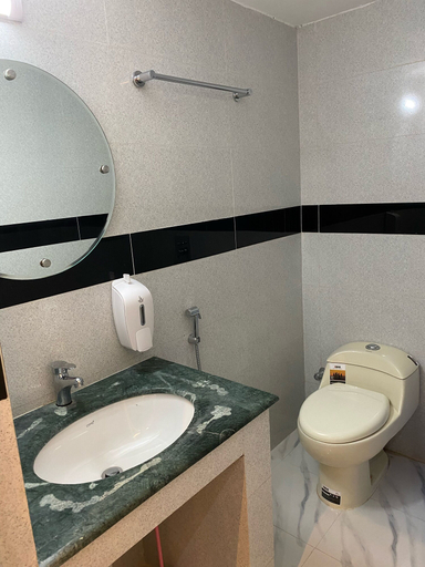 Bathroom 3, Hotel Grand Akther, Sylhet