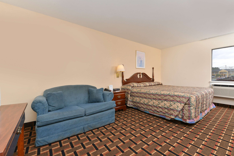 Bedroom 3, Americas Best Value Inn & Suites Albemarle, Stanly