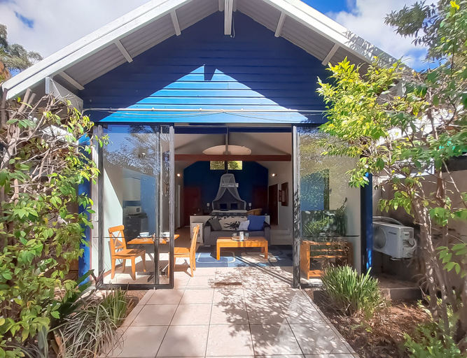 Exterior & Views 2, Sky Island Studios, Gold Coast