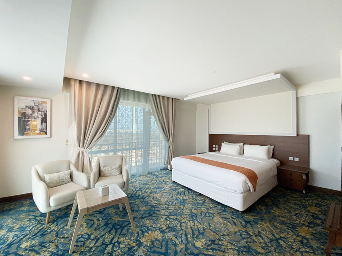 Bedroom 3, Surgrand Hotel, Sur