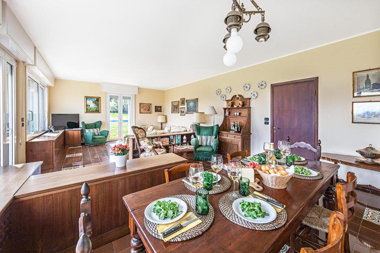 Others 2, Villa Elisa con Piscina by Wonderful Italy, Brescia