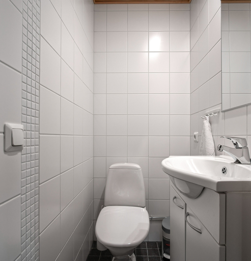Bathroom 3, Ski-Inn AurinkoRinne, Northern Ostrobothnia