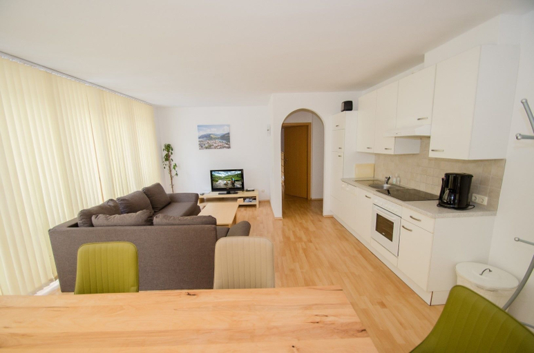 Others 4, Appartement Zell City, Zell am See