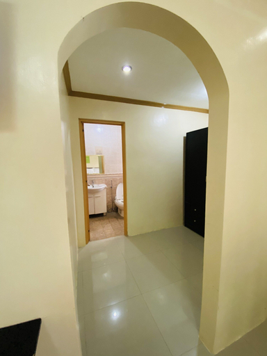 Bedroom 5, The Q Hotel & Restaurant, Tagaytay City