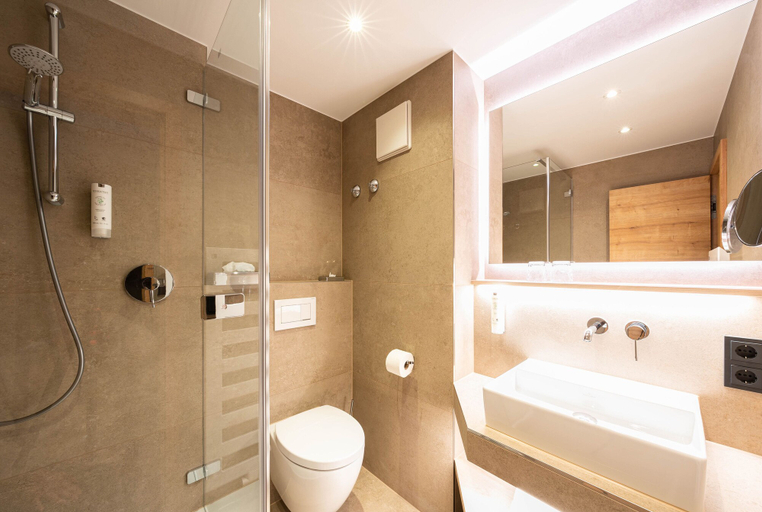 Bathroom 5, Sopherl am See, Starnberg