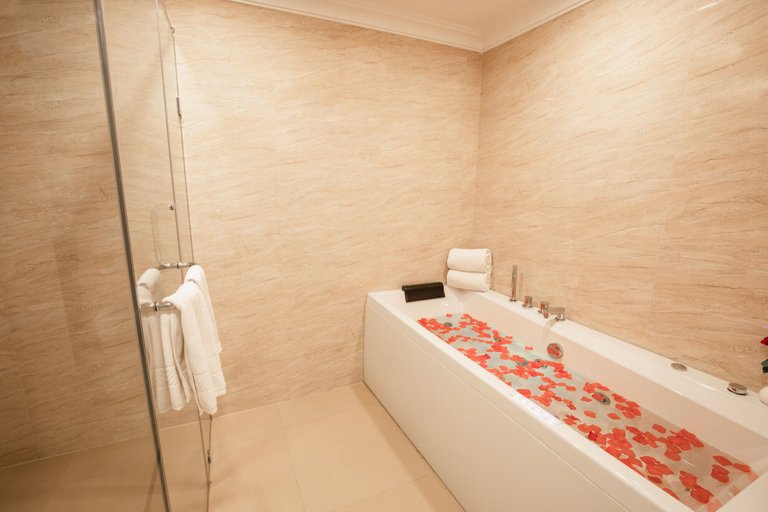 Bathroom 5, Jenney Residency, Coimbatore