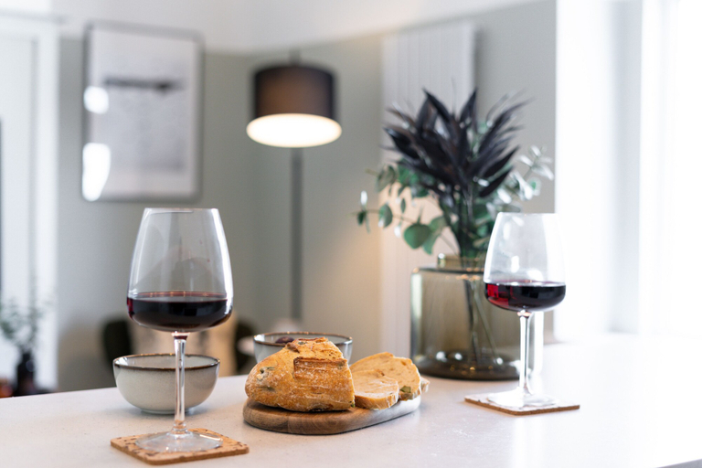 Food & Drinks, Crescent Apartments, Newport