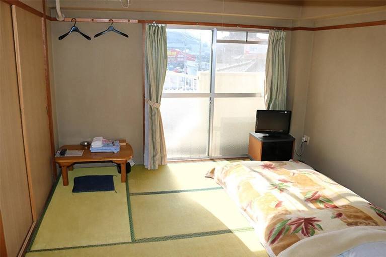 Bedroom 2, Weekly Hotel Kokura, Kitakyūshū