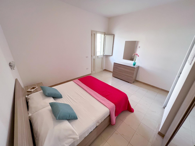 Room 5, Appartamento 70 in Casalabate, Lecce