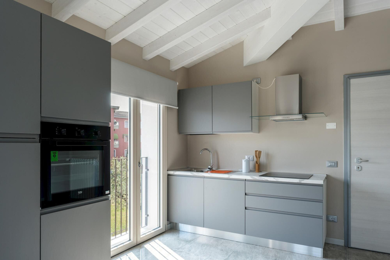 Room 2, Apt24 - Garibaldi 3 in Desenzano del Garda, Brescia
