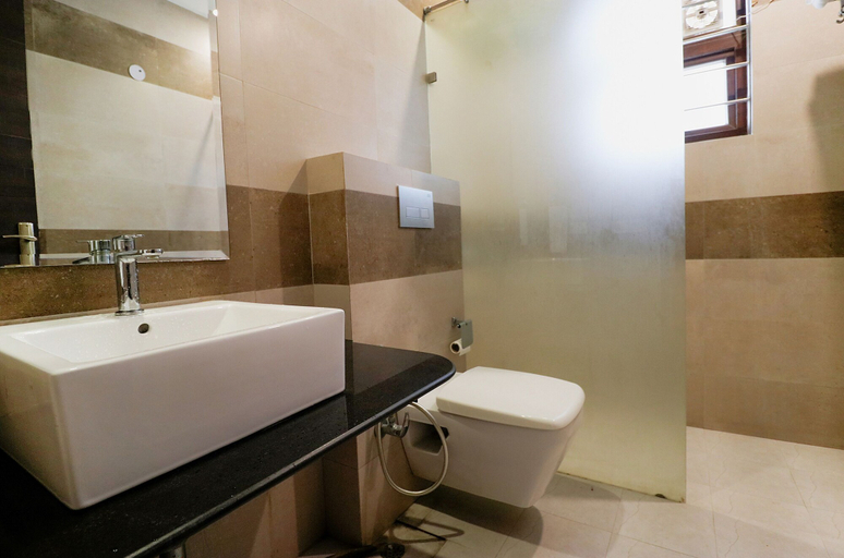 Bathroom 4, FabHotel Oyster Villa - Nr. Paras Hospitals Sushant Lok 1, Gurgaon