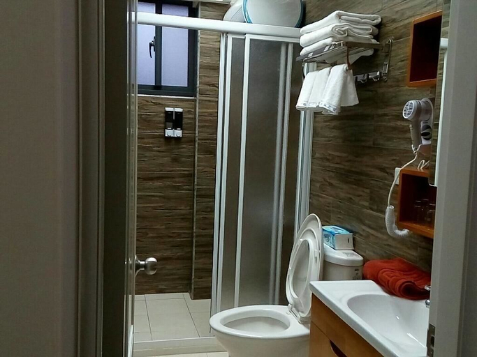 Bathroom, Bigger Guesthouse, Kinmen