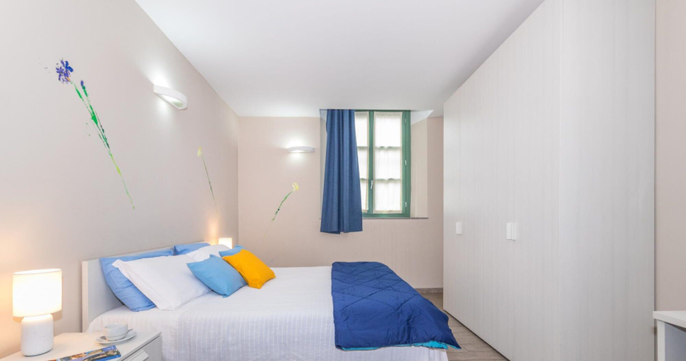 Room 5, Housing Giulia -one Bedroom Apt by Wonderful Italy, Torino