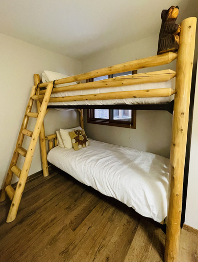 Bedroom 2, Park Place B105, Summit