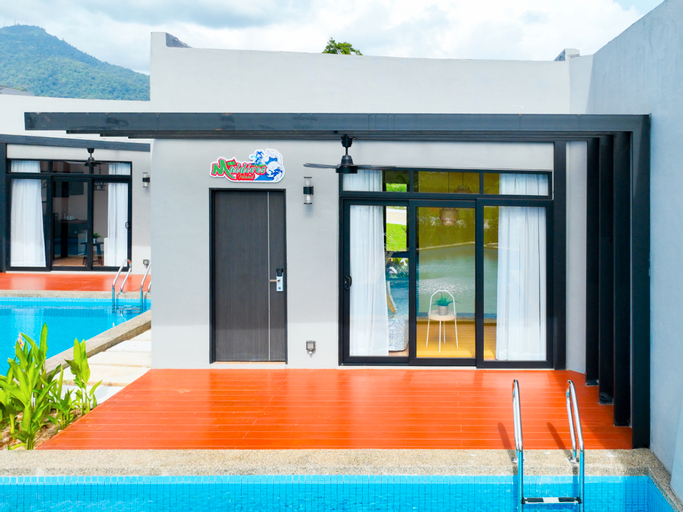 Swimming Pool 74