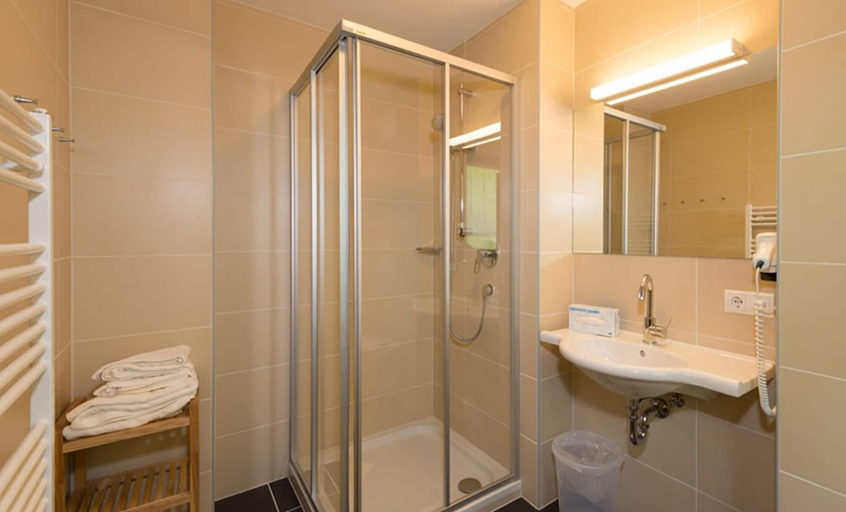Bathroom 5, Hotel Vitaler Landauerhof, Liezen