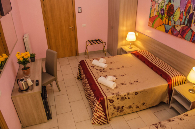 Bedroom 3, B&B Roma Castle Termini, Rome