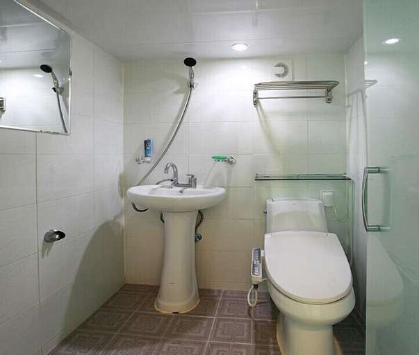 Bedroom 3, Cheongpyeong Mulsori Pension, Gapyeong