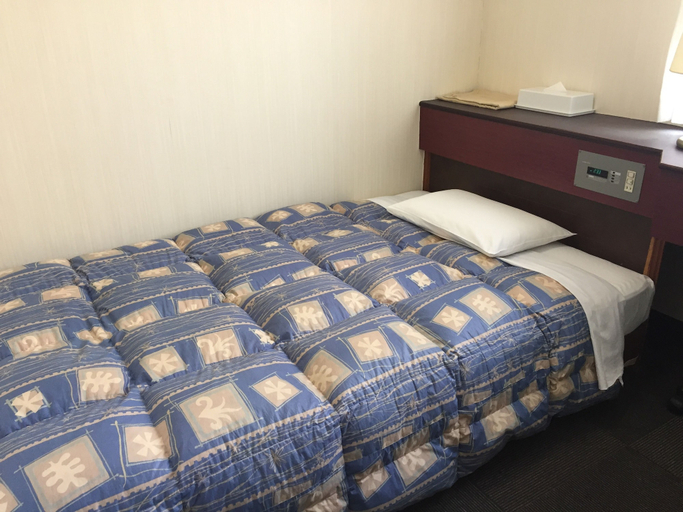 Bedroom 4, Hotel Town Nishikigawa, Kōchi