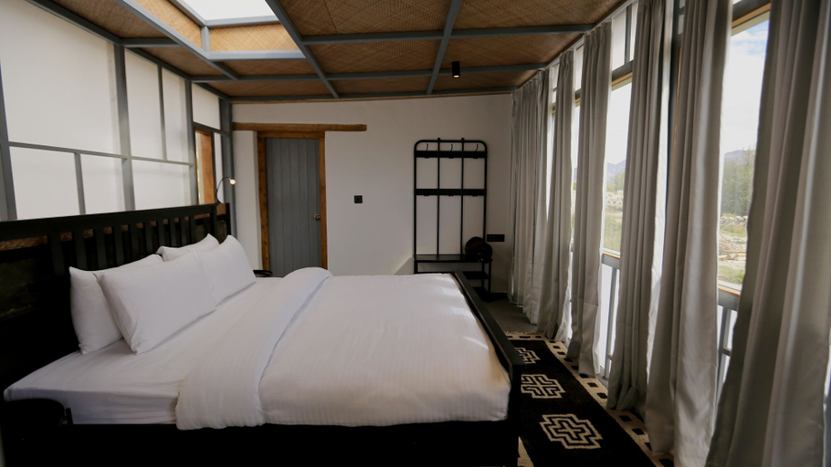 Bedroom 3, The Merak, Leh
