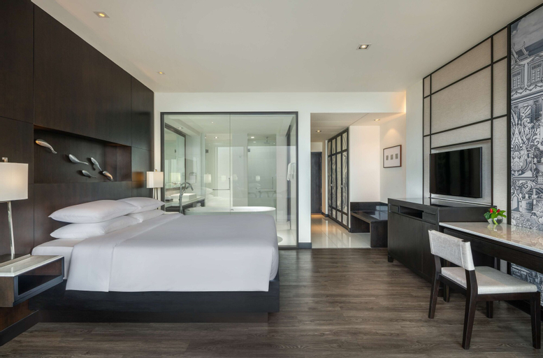 Bedroom 27