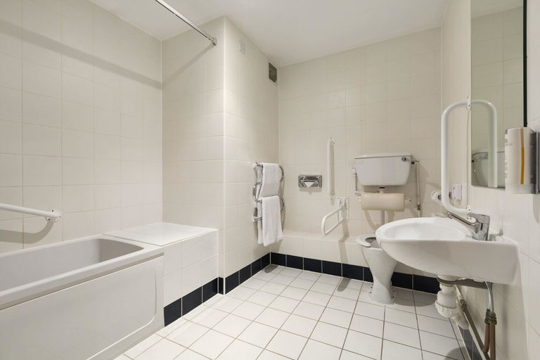 Bathroom 4, Days Inn by Wyndham Stevenage North, Hertfordshire