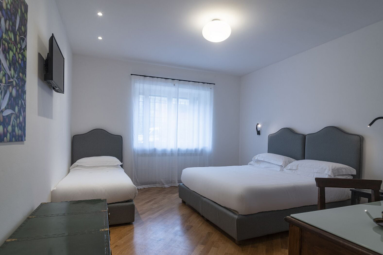 Bedroom 2, Agriturismo Ai Prati, Perugia