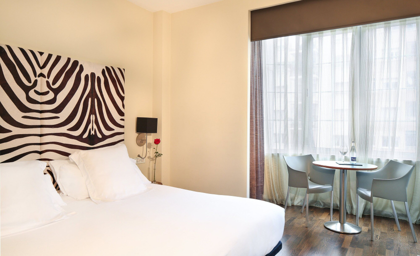 Bedroom 3, Gran Derby Suites, Barcelona