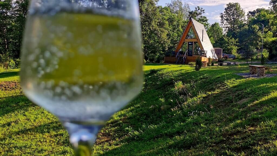 Food & Drinks, Casutele din Poienita Chalet, Comarnic