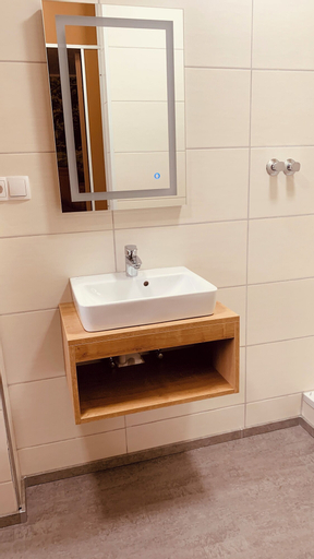 Bathroom 6