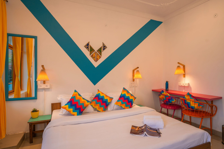 Bedroom 2, goSTOPS Bir, Landing Site, Kangra