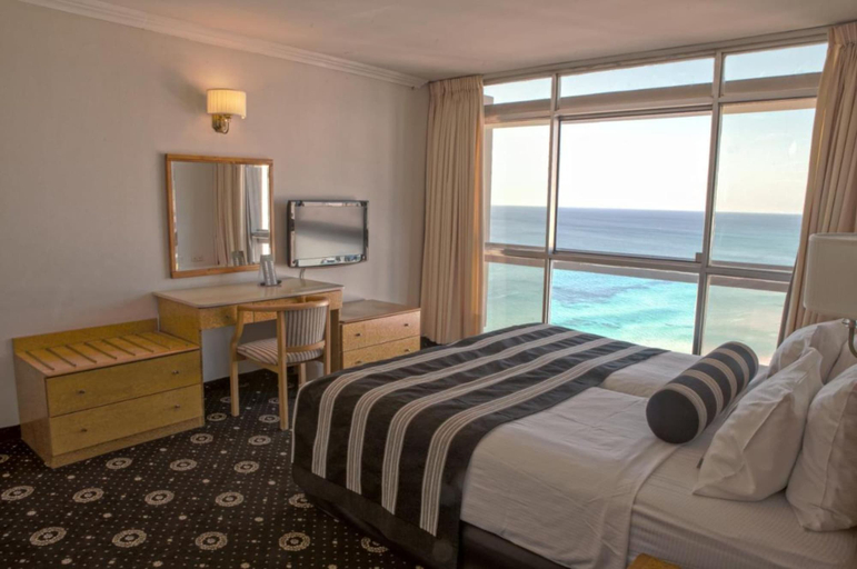 Bedroom 2, Seasons Hotel - Resort on The Beach