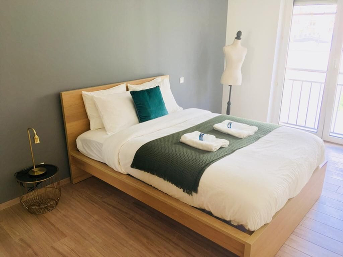 Bedroom 3, Large Art Deco Flat 100m2 in City Center - Parking, Luxembourg