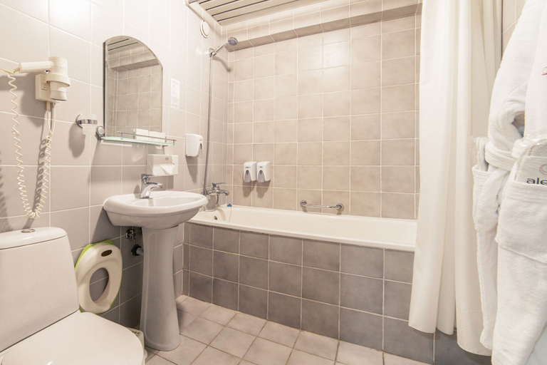 Bathroom 4, Alean Family Resort & SPA Riviera - All inclusive, Anapskiy rayon