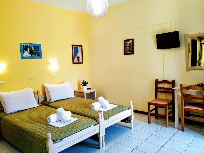 Bedroom 2, Studios Filippos, Thessaly