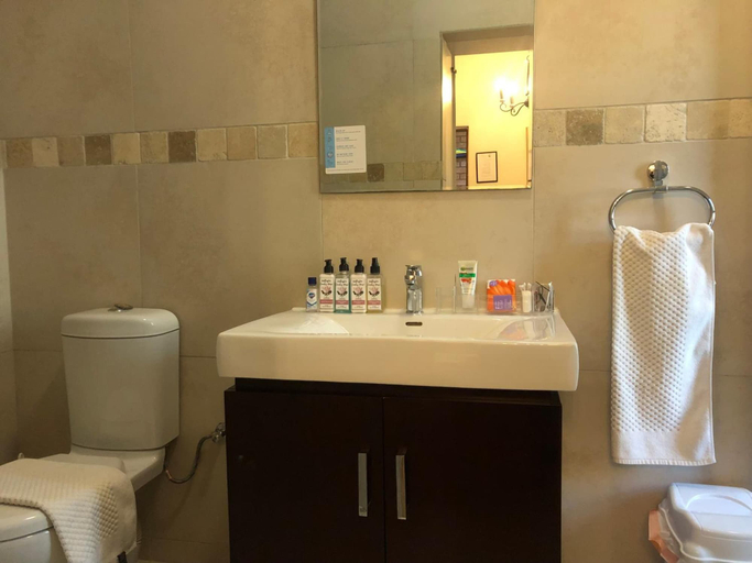 Bathroom 4, Wellington Country House, Cape Winelands