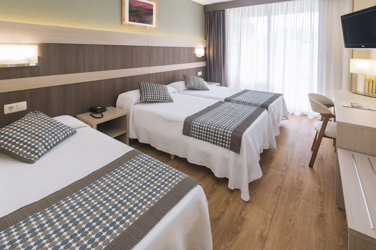Bedroom 3, 4R Playa Park, Tarragona