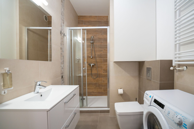 Bathroom 4, RentPlanet - Apartamenty Górna, Jelenia Góra