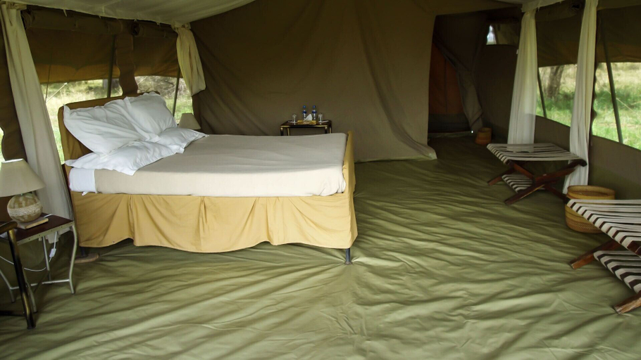 Bedroom 4, Serengeti Savannah Camps, Serengeti