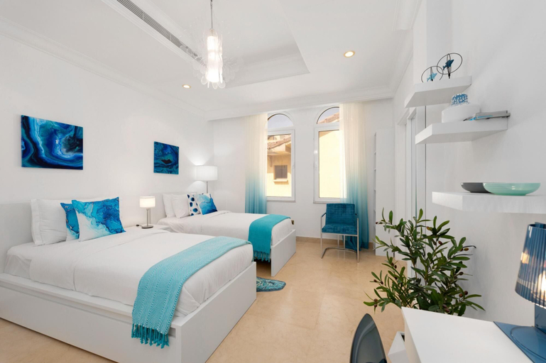 Room 5, Ultra-luxury Villa w Private Pool Beach on Palm, Dubai