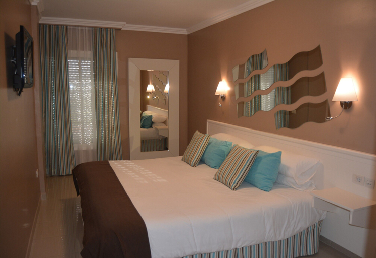 Bedroom 4, RF La Quinta Park Suites, Santa Cruz de Tenerife