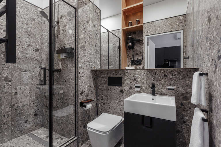 Bathroom, WOL 121, Odes'ka