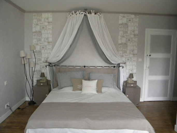 Bedroom 4, Chambres d'hôtes du Domaine Val Bruant, Haute-Marne