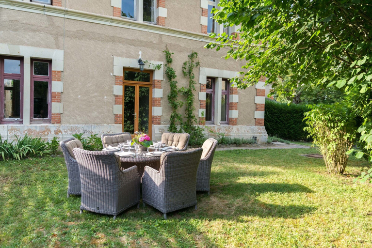 Exterior & Views 2, Chateau Valcreuse, Vienne