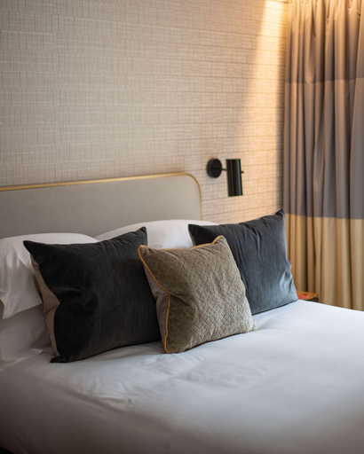 Bedroom 3, The Guardsman Hotel and Residences, London