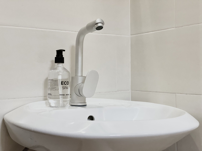 Bathroom 3, Stonehouse Beach Jambiani, Kusini