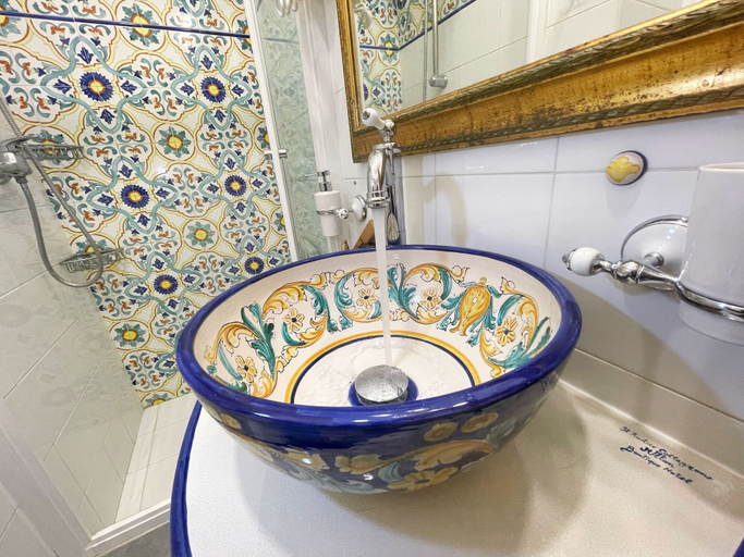 Bathroom 5, Milton Boutique Hotel, Venezia