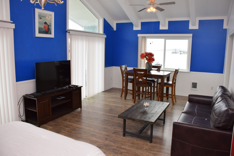 Others 4, Longliner Lodge and Suites, Sitka